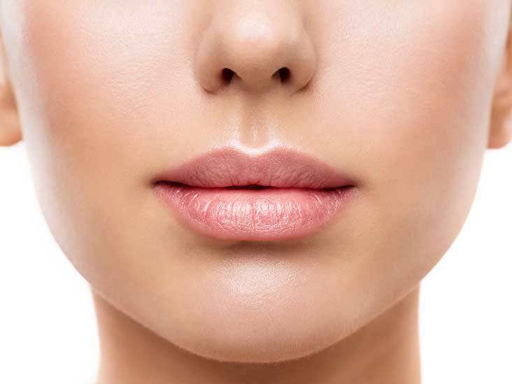 Rellenos de ácido hialurónico en los labios, conoce sus ventajas